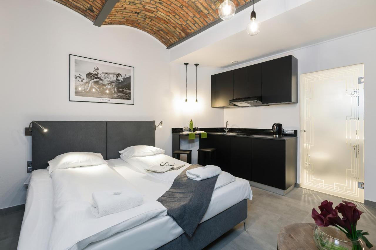 Level -1 Loft Apartments City Center Kopernika Poznań Eksteriør billede