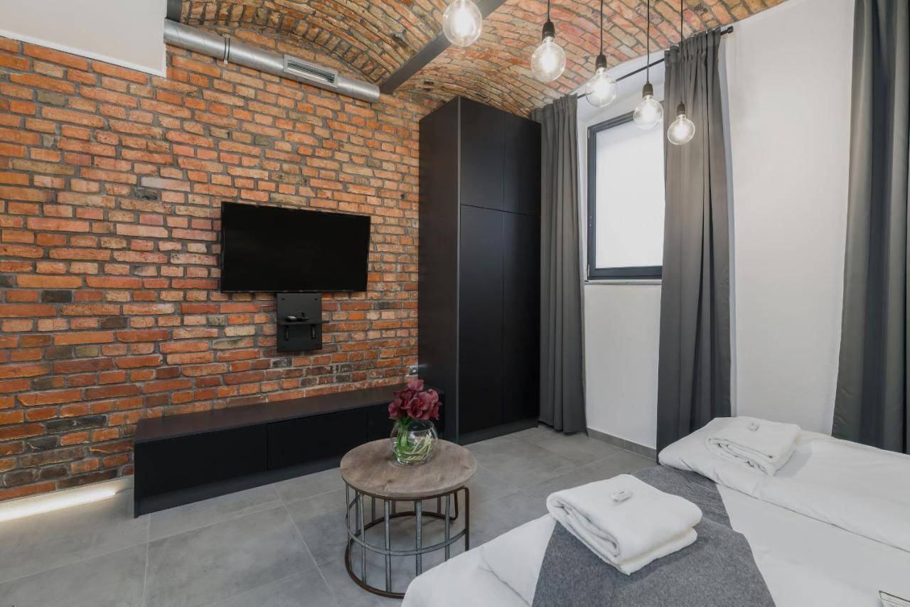 Level -1 Loft Apartments City Center Kopernika Poznań Eksteriør billede